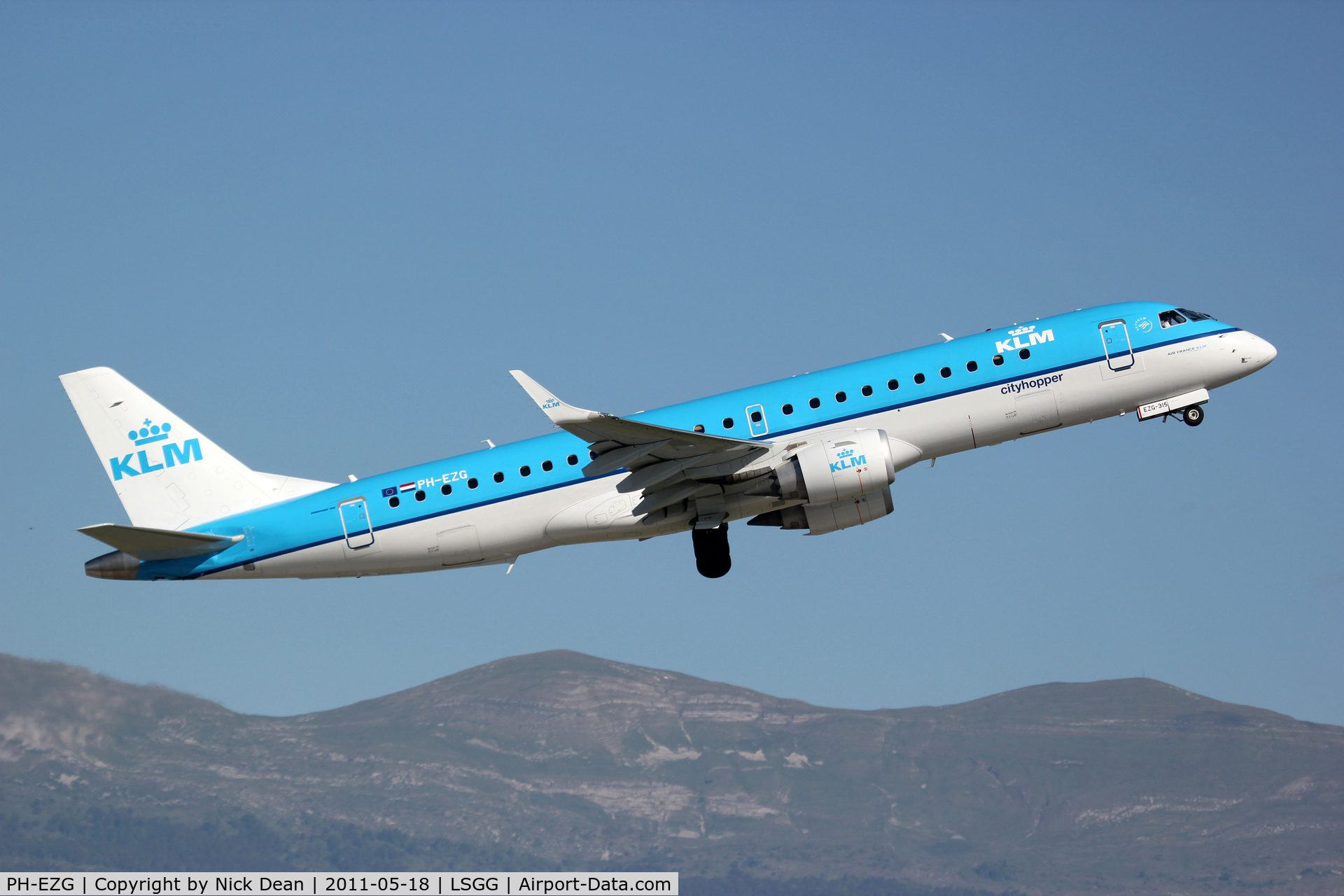 PH-EZG, 2009 Embraer 190LR (ERJ-190-100LR) C/N 19000315, LSGG/GVA