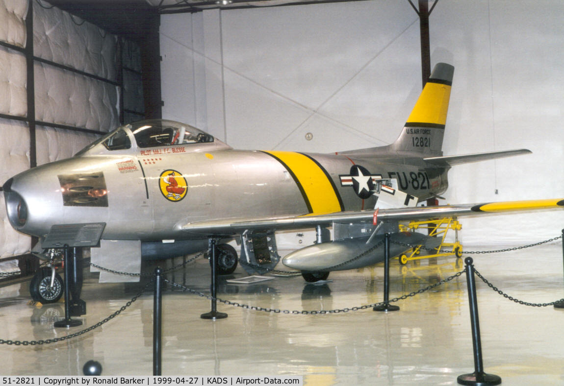 51-2821, 1951 North American F-86E Sabre C/N 172-104, Cavanaugh Flight Museum