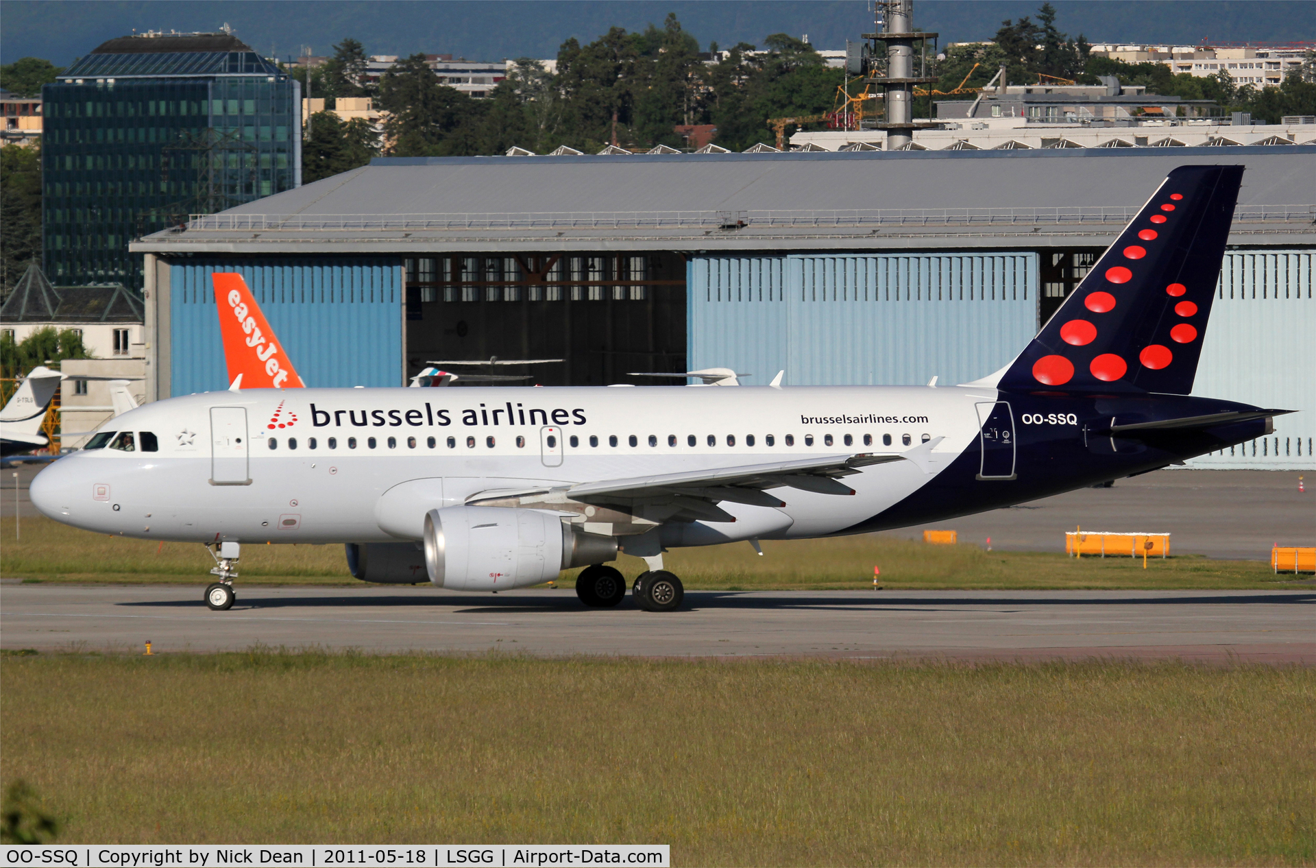 OO-SSQ, 2009 Airbus A319-112 C/N 3790, LSGG/GVA