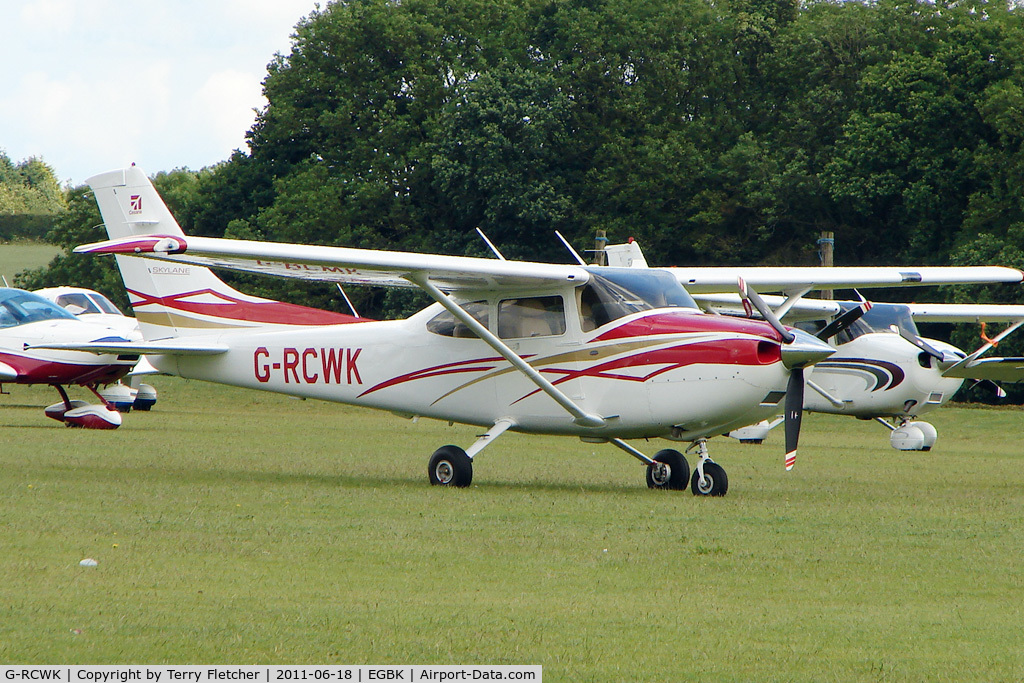 G-RCWK, 2007 Cessna 182T Skylane Skylane C/N 18281982, 2007 CESSNA 182T Skylane, c/n: 18281982 at Sywell