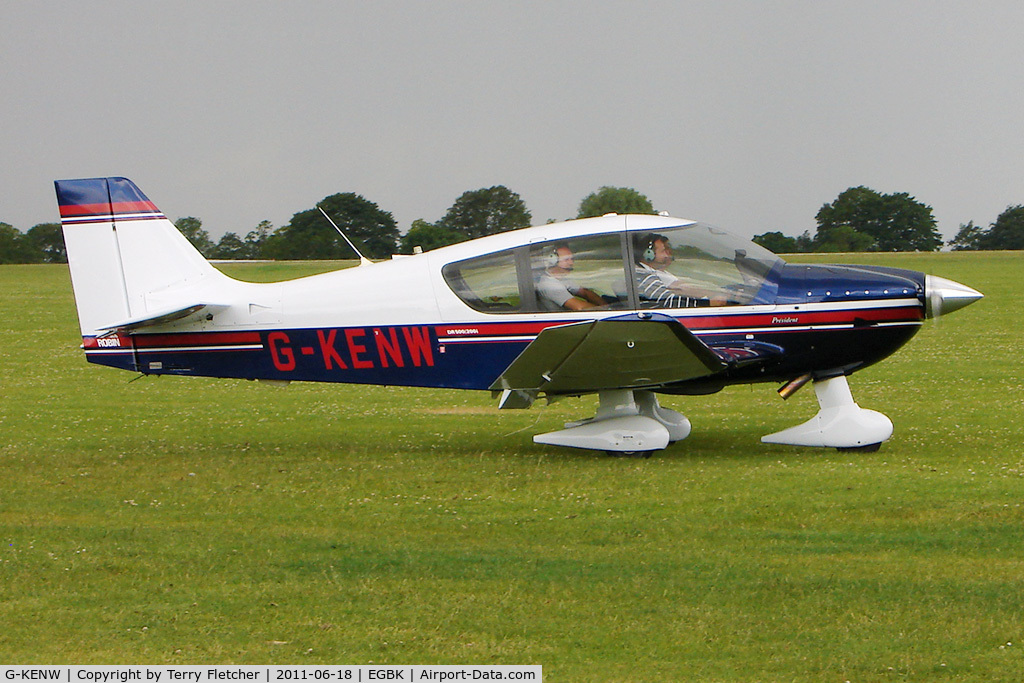 G-KENW, 2002 Robin DR-400-500 President C/N 39, 2002 Constructions Aeronautiques De Bourgogne ROBIN DR400/500, c/n: 39 at Sywell