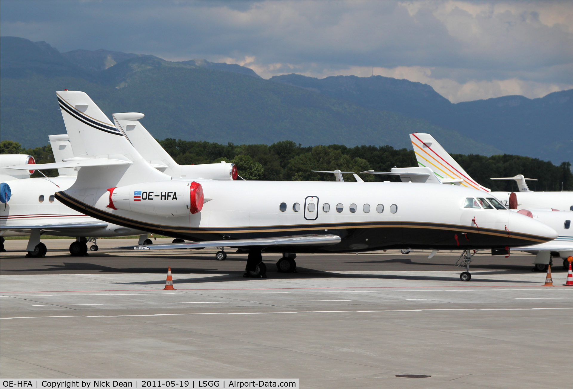 OE-HFA, 2004 Dassault Falcon 2000 C/N 216, LSGG/GVA