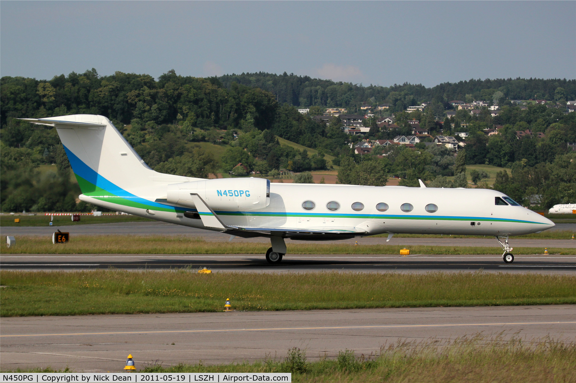 N450PG, 2007 Gulfstream Aerospace GIV-X (G450) C/N 4072, LSZH/ZRH