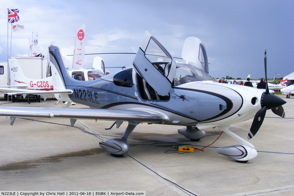 N223LE, Cirrus SR22T C/N 0114, at AeroExpo 2011