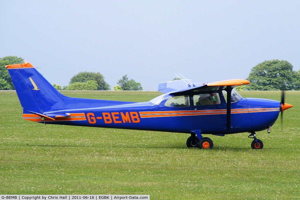 G-BEMB, 1976 Reims F172M ll Skyhawk C/N 1487, at AeroExpo 2011