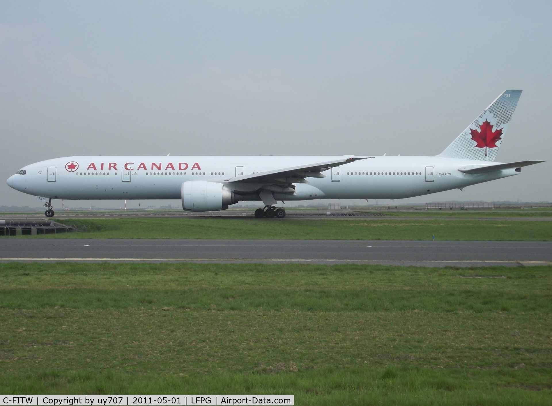 C-FITW, 2007 Boeing 777-333/ER C/N 35298, On her way back to YYZ
