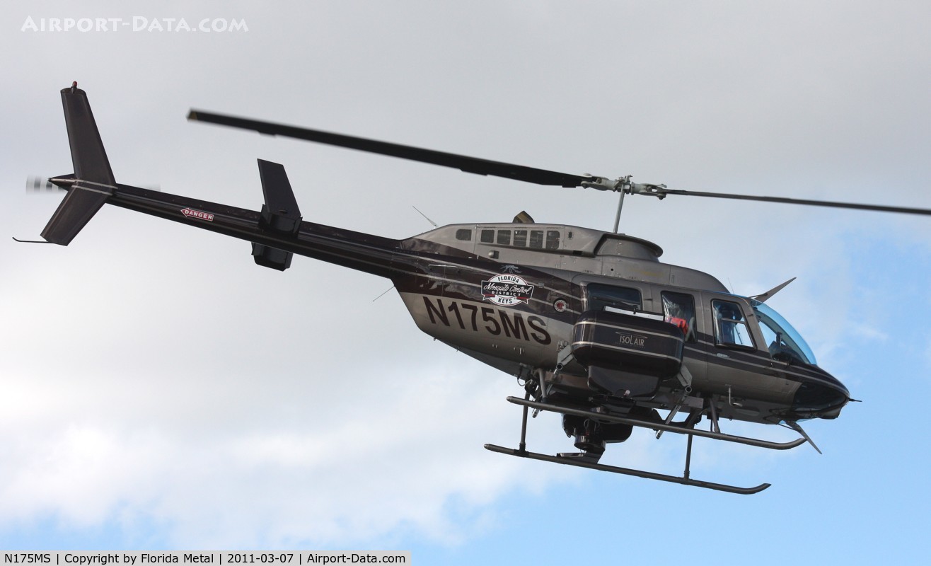 N175MS, 2006 Bell 206L-4 LongRanger IV LongRanger C/N 52326, Bell 206 leaving Heliexpo Orlando