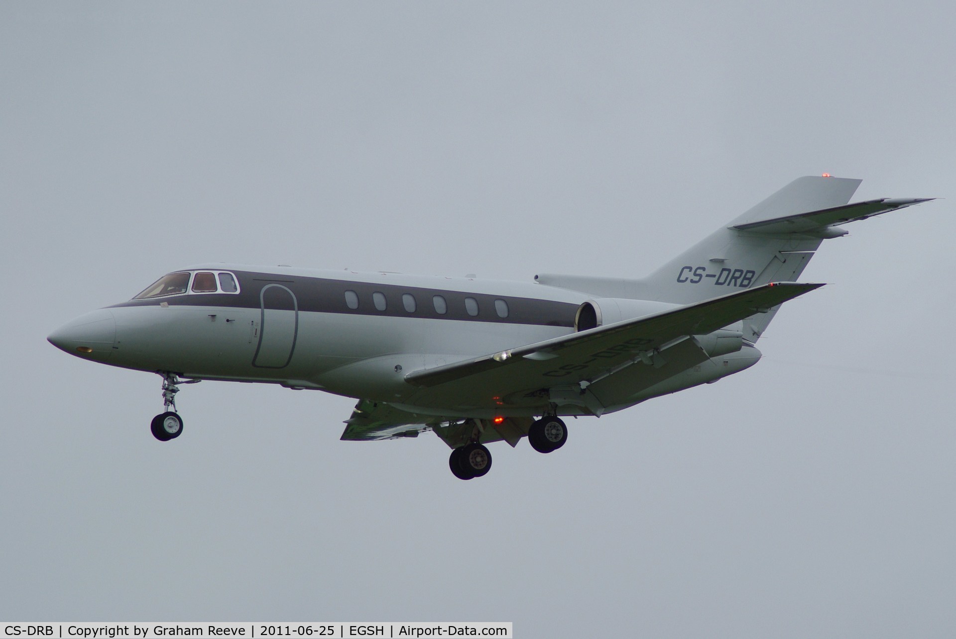 CS-DRB, 2004 Raytheon Hawker 800XP C/N 258690, About to touch down.