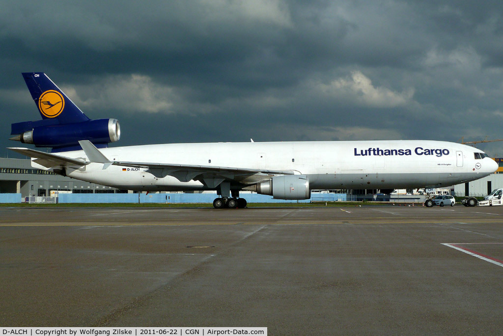 D-ALCH, 1999 McDonnell Douglas MD-11F C/N 48801, visitor