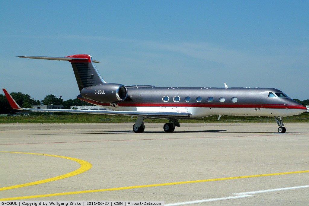 G-CGUL, 2007 Gulfstream Aerospace GV-SP (G550) C/N 5176, visitor