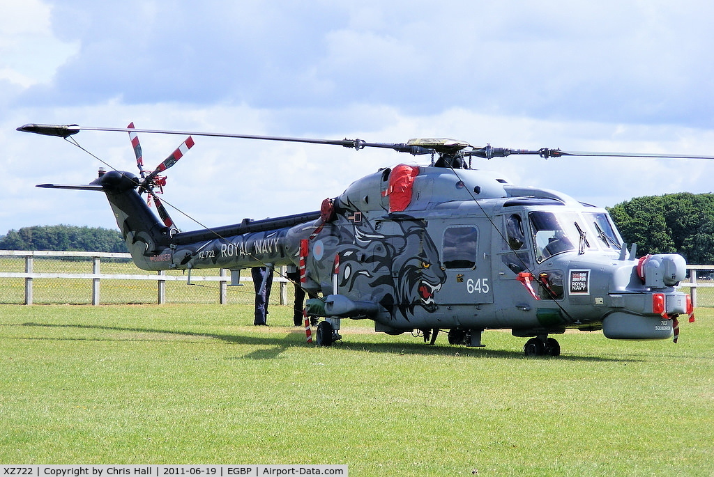 XZ722, 1980 Westland Lynx HMA.8SRU C/N 177, Royal Navy Black Cats Helicopter Display Team