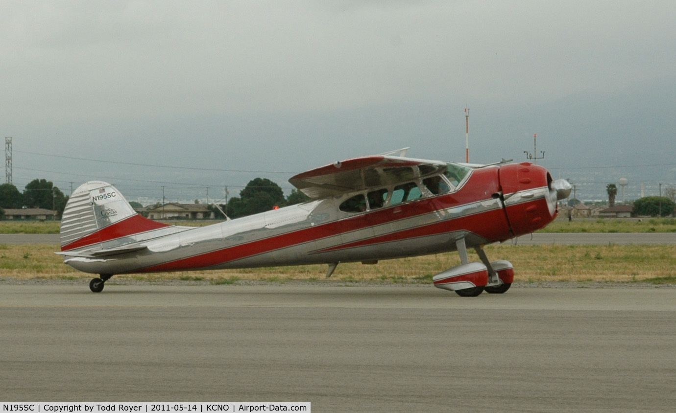 N195SC, 1949 Cessna 195 C/N 7402, Landing at Chino