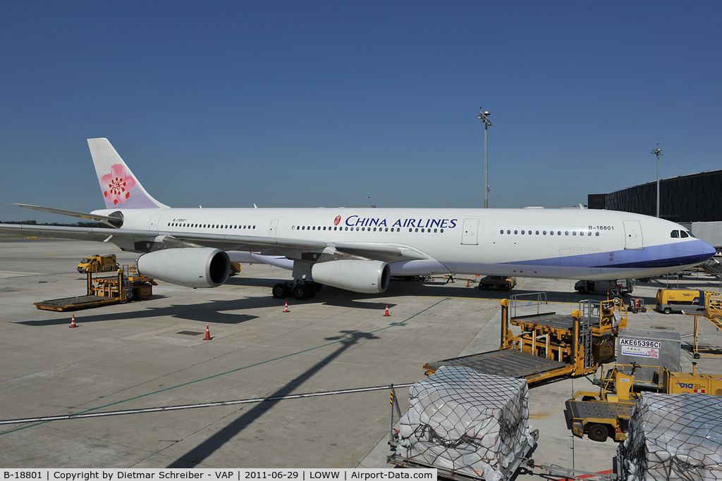 B-18801, 2001 Airbus A340-313 C/N 402, China Airlines Airbus 340-300