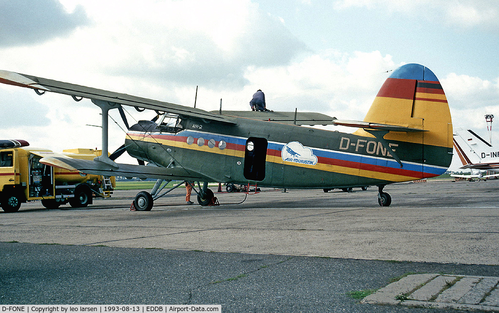 D-FONE, Antonov AN-2T C/N 17812, Berlin Schoenefeld SXF 13.8.93