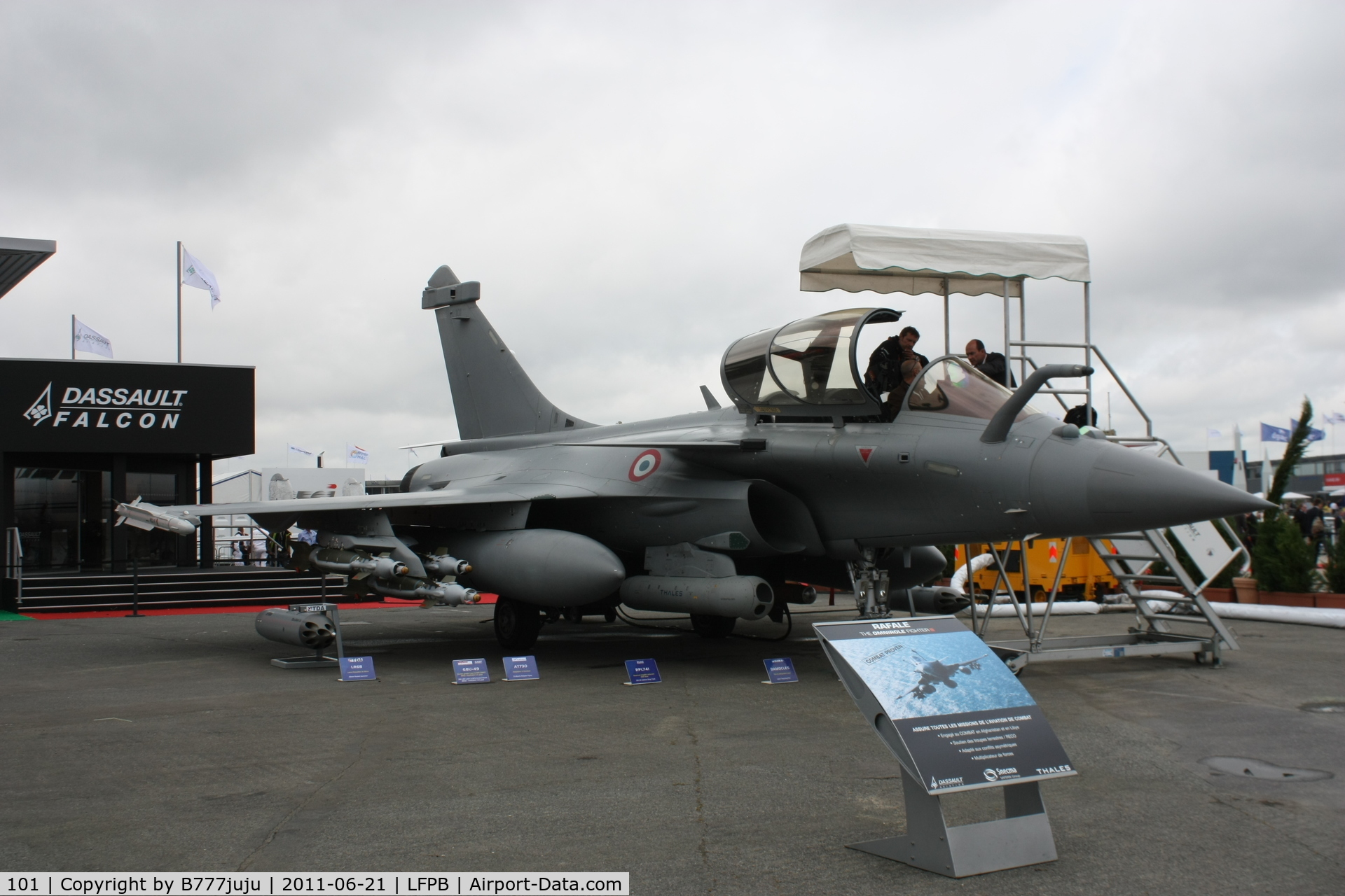 101, Dassault Rafale C C/N 101, on display at SIAE 2011, use by Dassault for Standard 3 Test