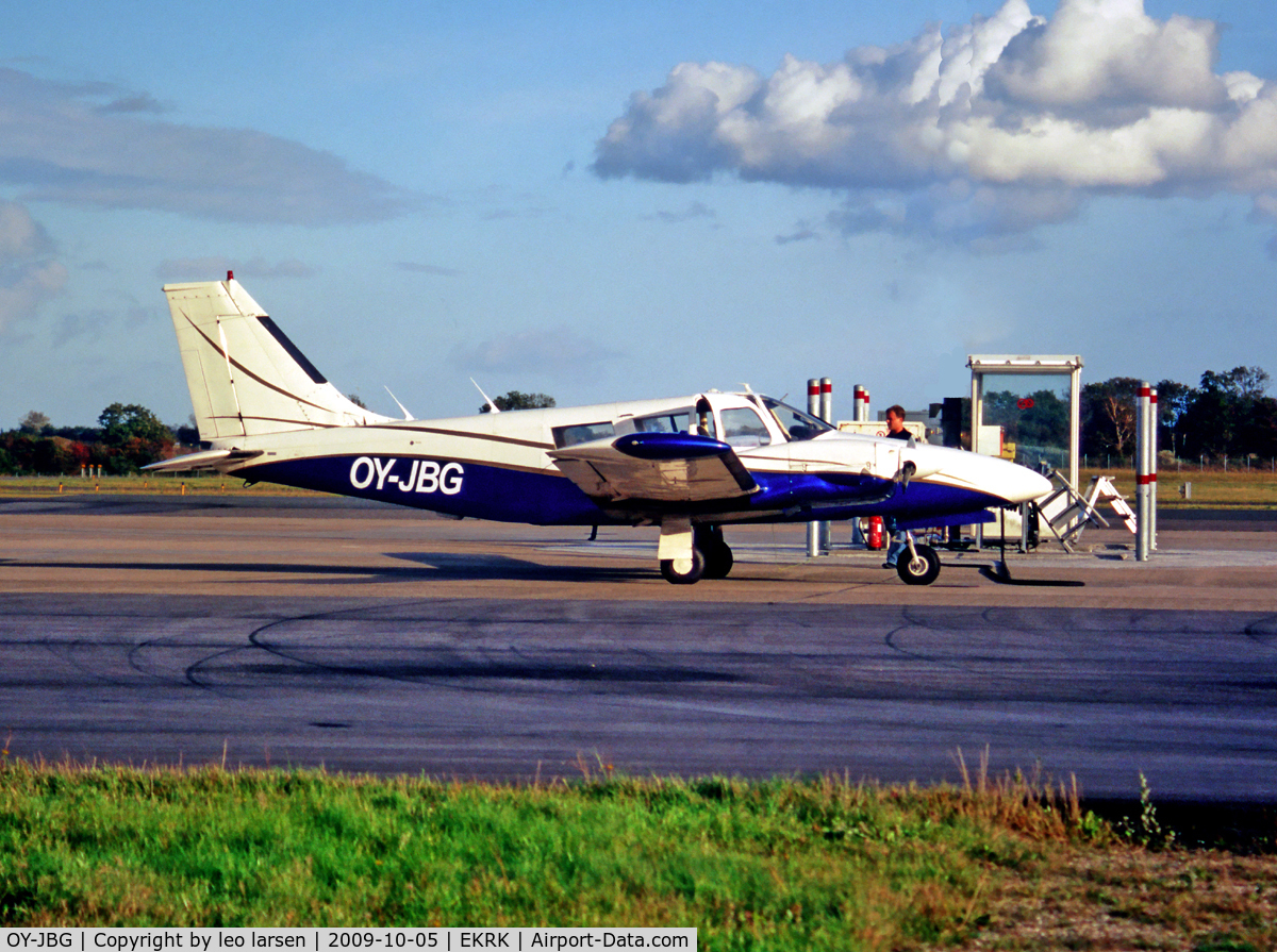 OY-JBG, 1973 Piper PA-34-200 C/N 34-7350211, Roskilde RKE 5.10.09
