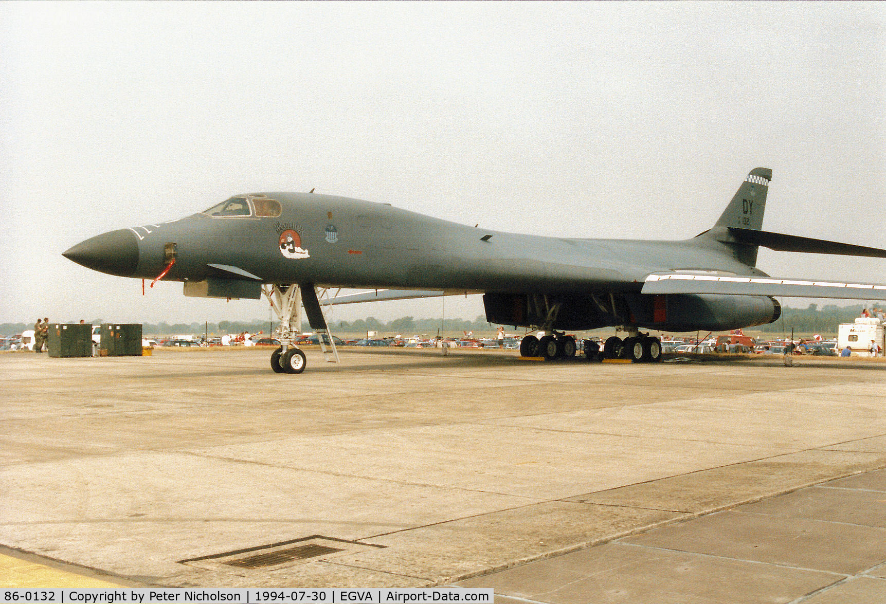 86-0132, 1986 Rockwell B-1B Lancer C/N 92, B-1B Lancer, callsign Hawk 85, of the 7th Bomb Wing at Dyess AFB on display at the 1994 Intnl Air Tattoo at RAF Fairford.