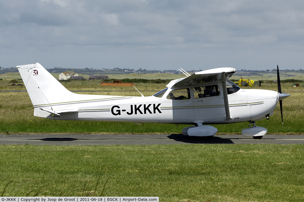G-JKKK, 2008 Cessna 172S C/N 172S10663, at Caernarfon airfield