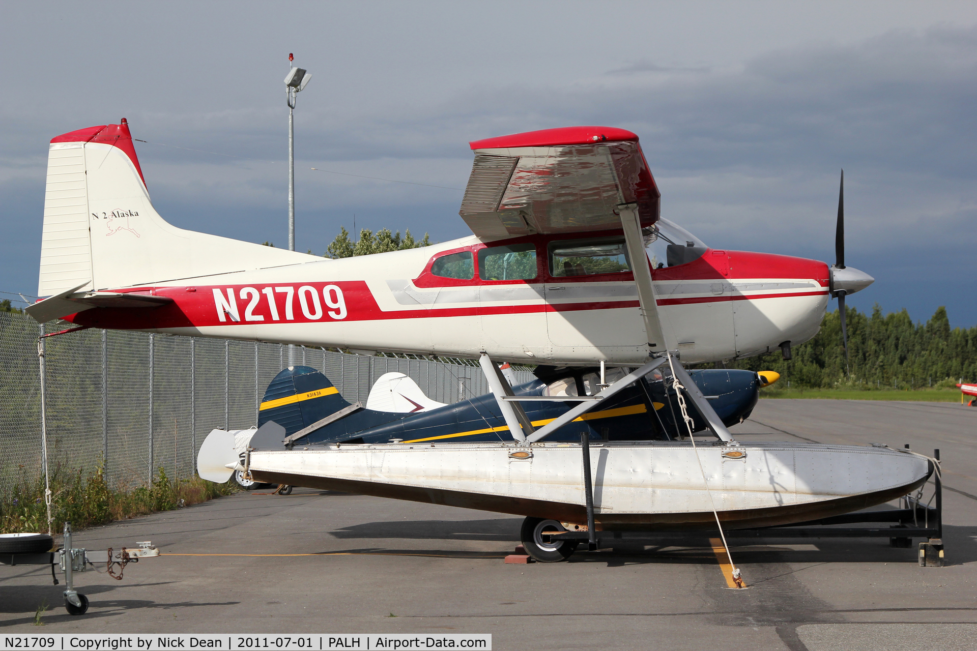 N21709, 1976 Cessna A185F Skywagon 185 C/N 18503064, PALH/LHD