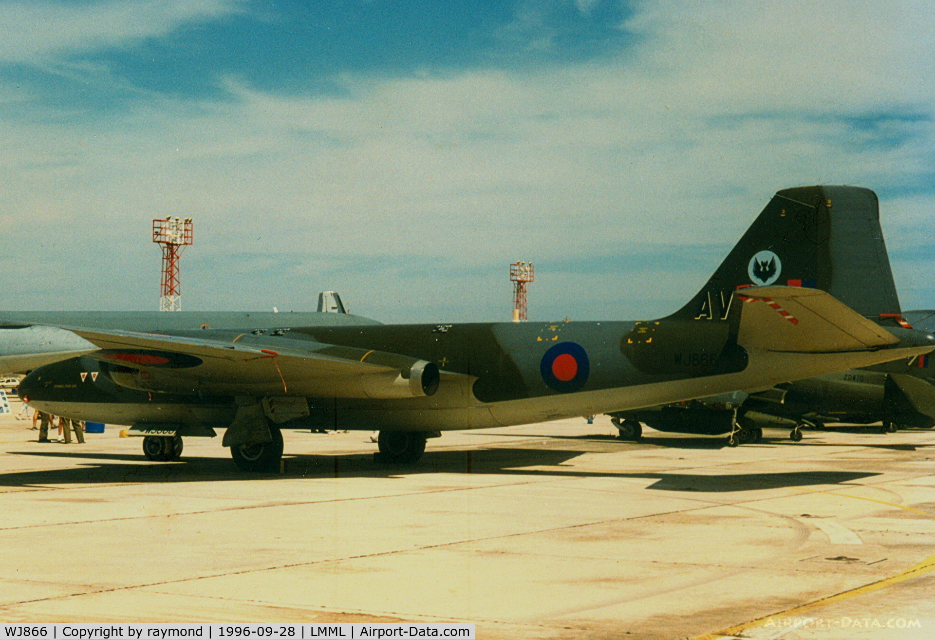 WJ866, English Electric Canberra T.4 C/N EEP71334, Canberra T4 WJ866/AV 39Sqd RAF