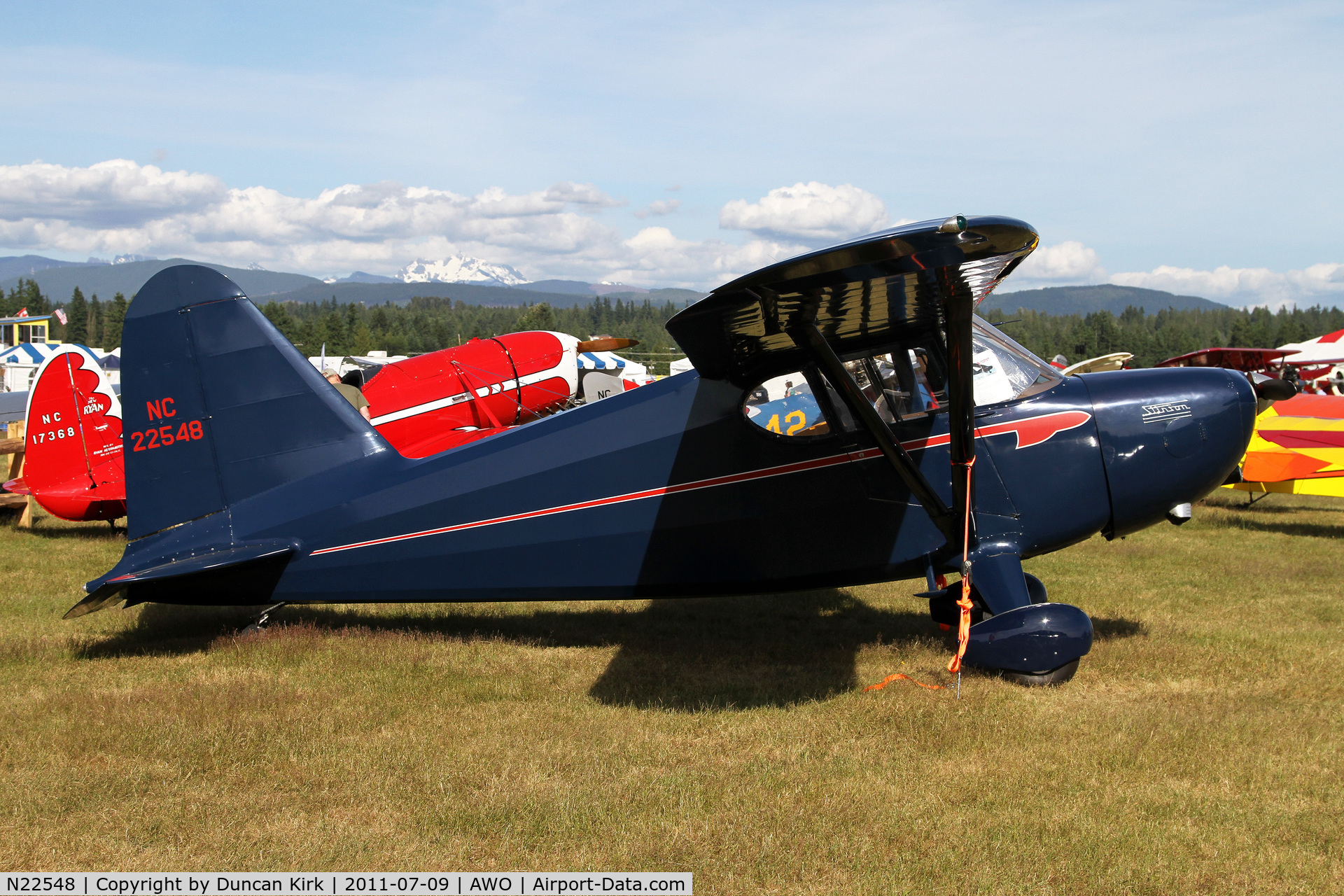 N22548, 1939 Stinson HW75 Voyager C/N 7131, Another nice Stinson at the fly-in