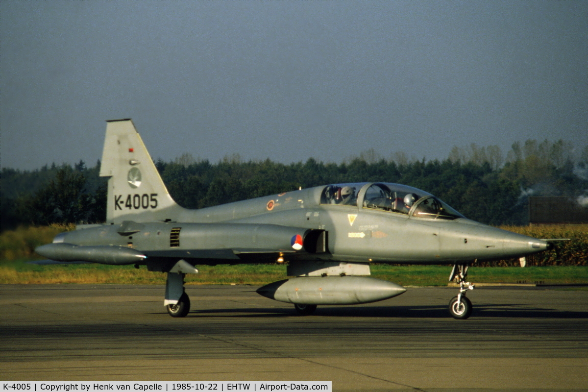 K-4005, 1969 Canadair NF-5B Freedom Fighter C/N 4005, NF-5B trainer of 313 squadron of the Royal Netherlands Air Force taxying towards the runway at Twente air base.