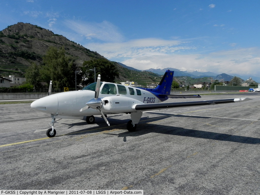 F-GKSS, 1971 Beech 58 Baron C/N TH-154, Stand G1 - The VFR approach into Sion is spectacular. ATC and staff are super friendly and efficient, allowing a rapid turnaround and early departure back to LFPN.