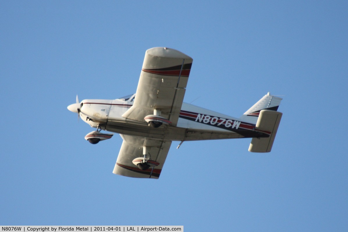 N8076W, 1965 Piper PA-28-180 C/N 28-2165, PA-28-180