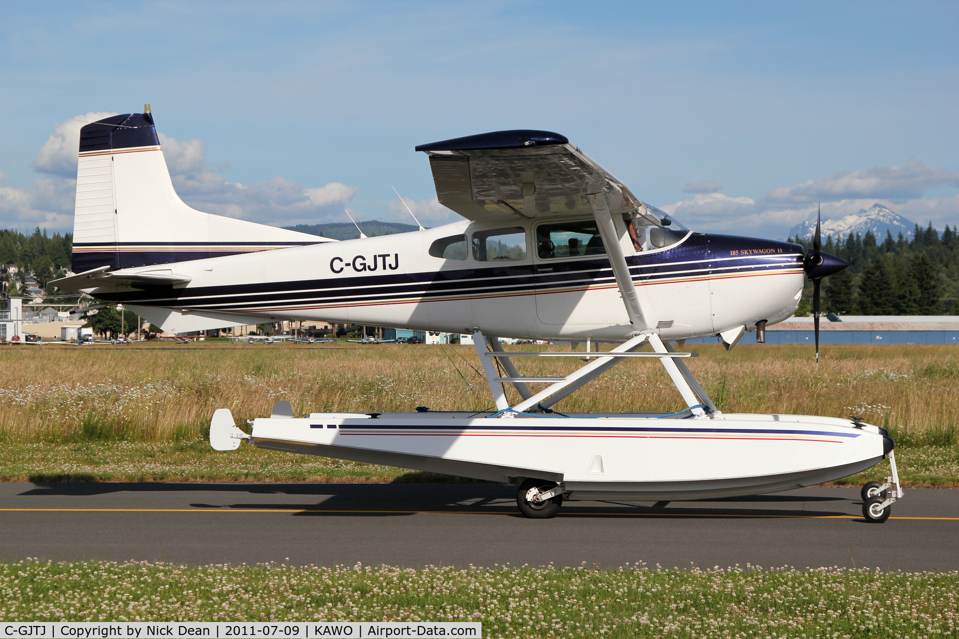C-GJTJ, 1977 Cessna A185F Skywagon 185 C/N 18503368, KAWO/AWO