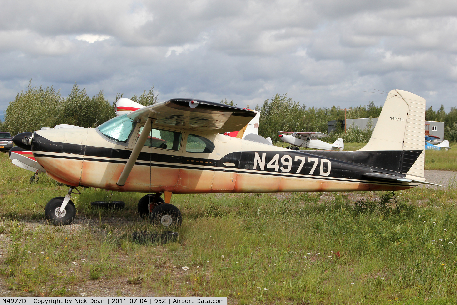 N4977D, 1958 Cessna 182A Skylane C/N 51077, 95Z North Pole