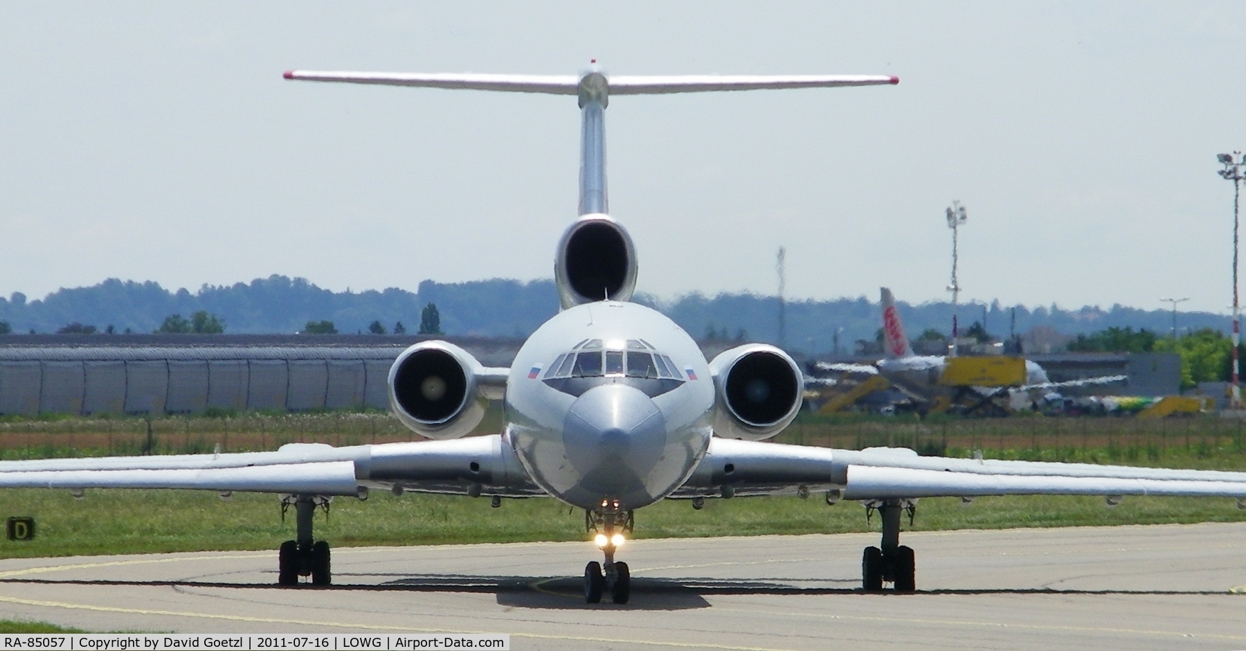 RA-85057, 1989 Tupolev Tu-154M C/N 07A1001, Charter flight.