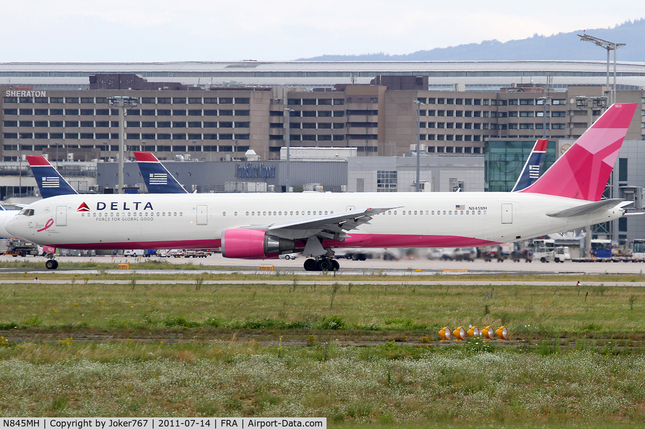 N845MH, 2002 Boeing 767-432/ER C/N 29719, Delta Airlines