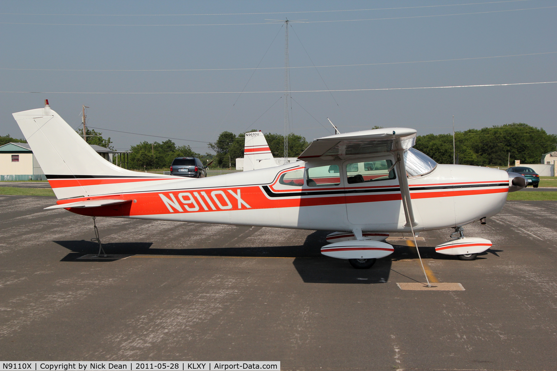 N9110X, 1961 Cessna 182D Skylane C/N 18253510, KLXY/LXY