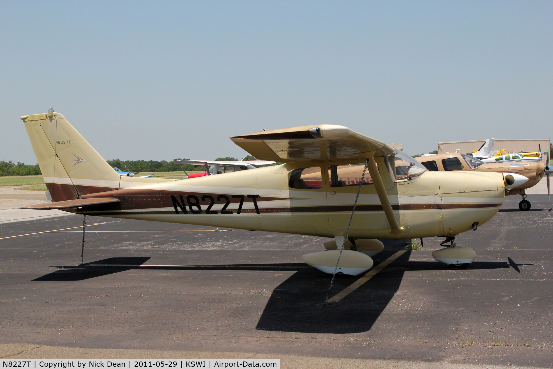 N8227T, 1960 Cessna 175B Skylark C/N 17556927, KSWI/SWI
