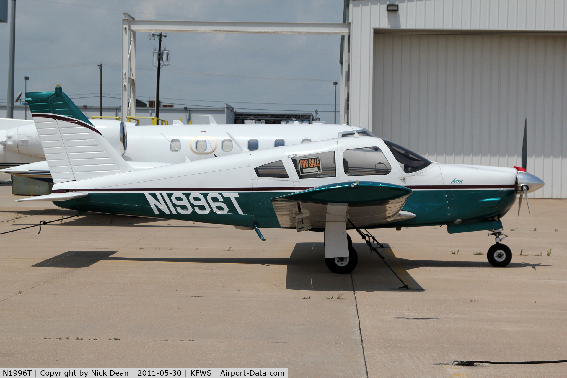 N1996T, 1971 Piper PA-28R-200 C/N 28R-7135188, KFWS-FWS