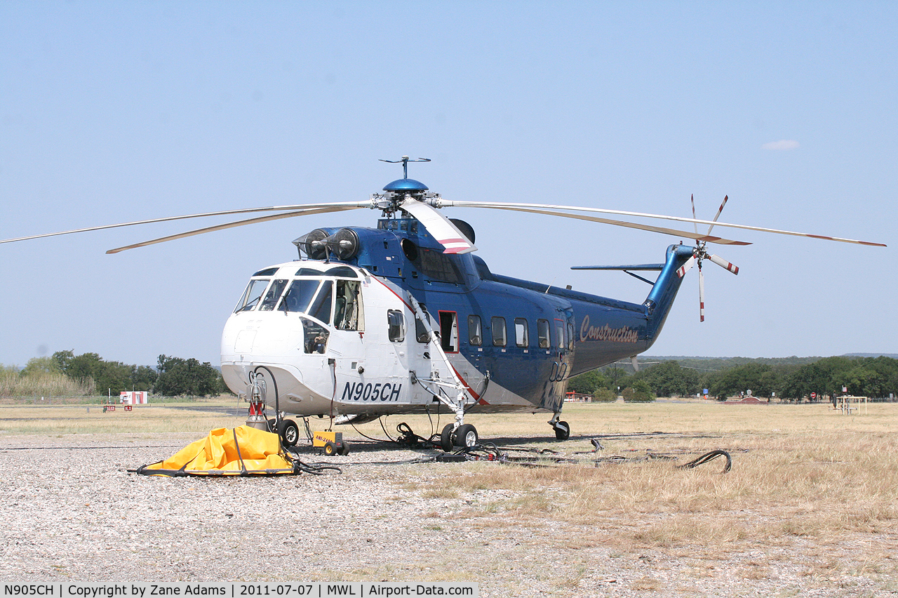 N905CH, 1973 Sikorsky S-61N C/N 61711, Type 1 fire support at Mineral Wells