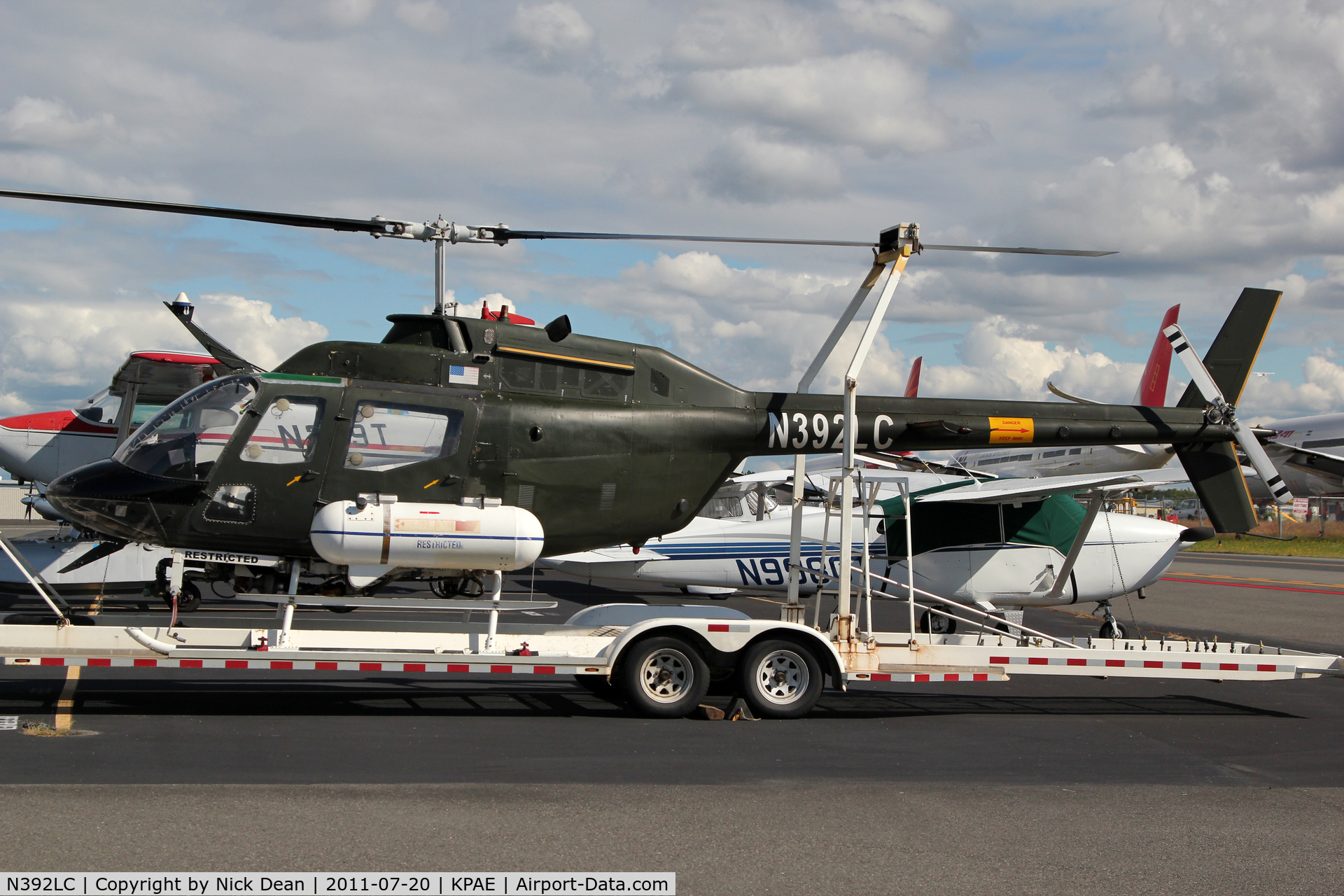 N392LC, Bell OH-58A Kiowa C/N 41686, KPAE/PAE Once again incorrect information (or lack of understanding of simple aviation acronym's) on the FAA database the C/N of this airframe is 41686 not 71-20825 which is a military serial number (registration)