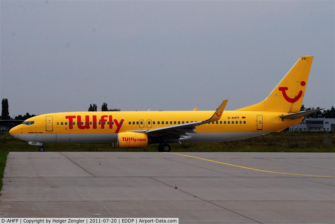 D-AHFP, 2000 Boeing 737-8K5 C/N 27988, Taxiing for a take-off on two six left.