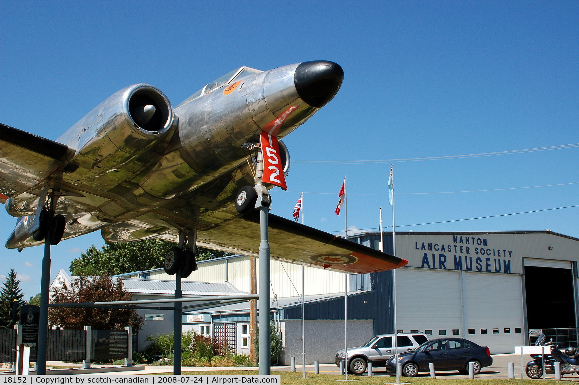 18152, Avro Canada CF-100 Canuck Mk3D C/N 052, Avro CF-100 at the Bomber Command Museum of Canada - Nanton, Alberta, Canada