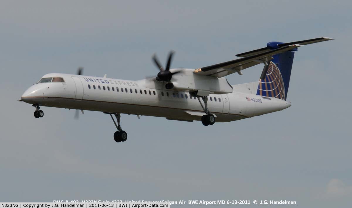 N323NG, 2010 Bombardier DHC-8-402 Dash 8 C/N 4323, on final to 33L