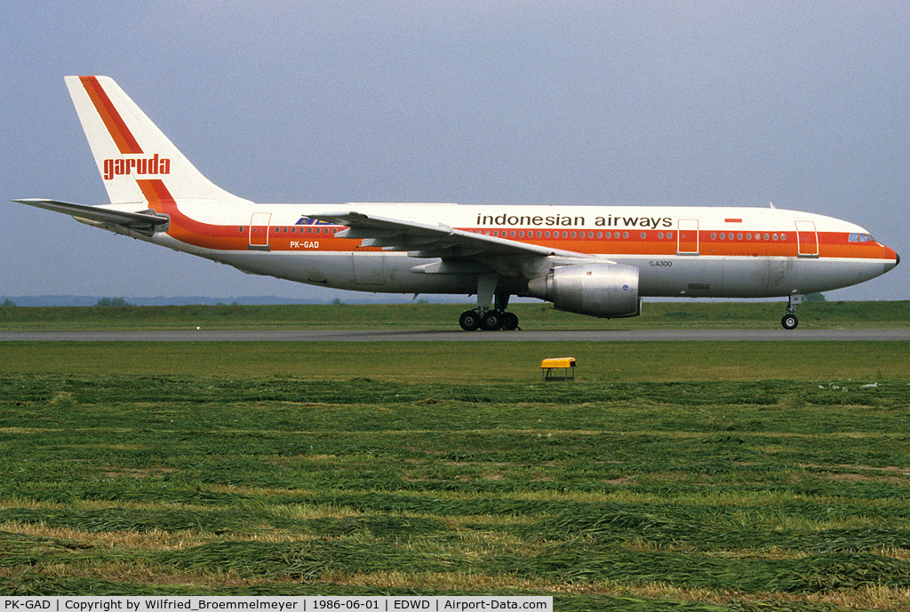 PK-GAD, 1981 Airbus A300B4-220 C/N 165, Garuda Indonesian Airways at Bremen-Lemwerder for Maintenance.