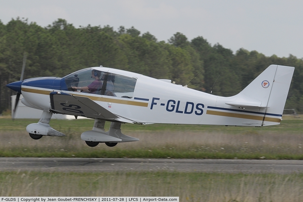 F-GLDS, Robin DR-400-100 Cadet C/N 2101, aéroclub de Bordeaux