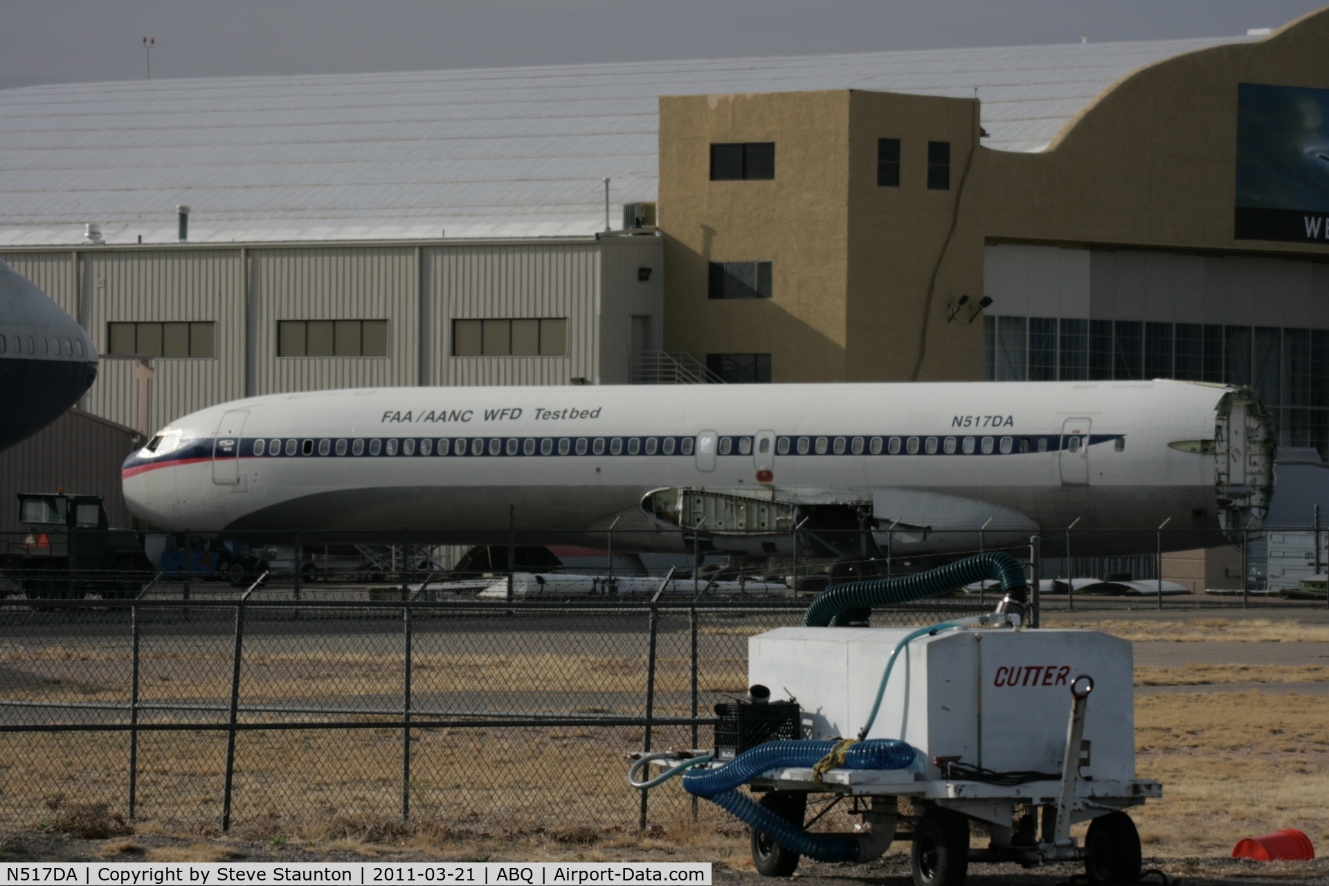 N517DA, 1978 Boeing 727-232 C/N 21433, Taken at Alburquerque International Sunport Airport, New Mexico in March 2011 whilst on an Aeroprint Aviation tour