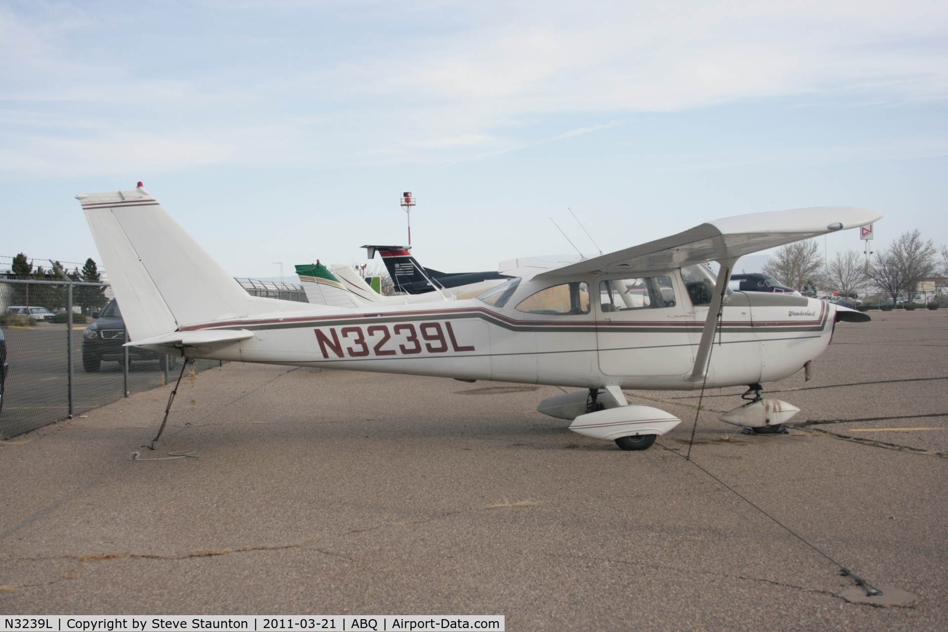 N3239L, 1967 Cessna 172H C/N 17256139, Taken at Alburquerque International Sunport Airport, New Mexico in March 2011 whilst on an Aeroprint Aviation tour
