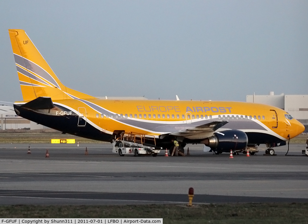 F-GFUF, 1989 Boeing 737-3B3QC C/N 24388, Parked at the old terminal...