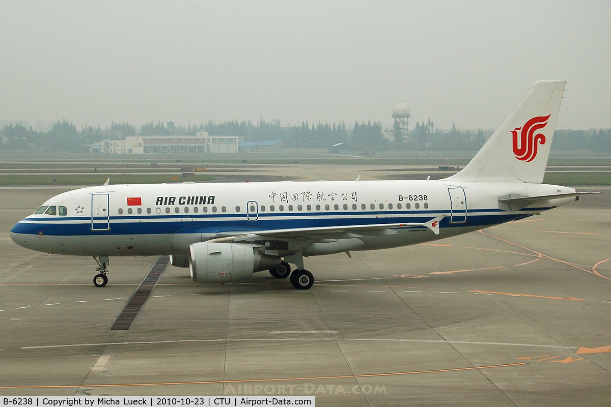 B-6238, 2007 Airbus A319-115 C/N 3250, At Chengdu