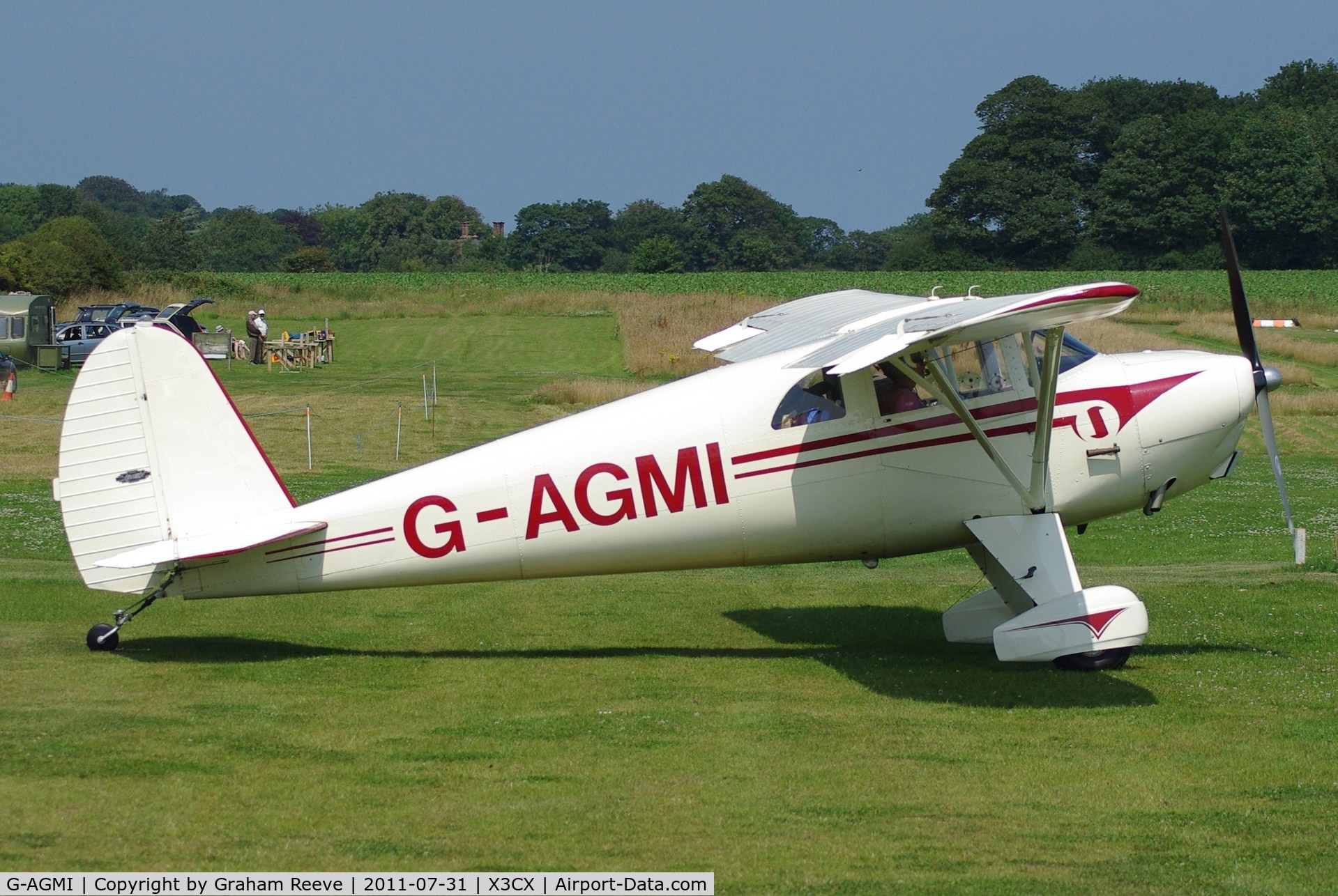 G-AGMI, 1941 Luscombe 8E Silvaire C/N 1569, About to depart.