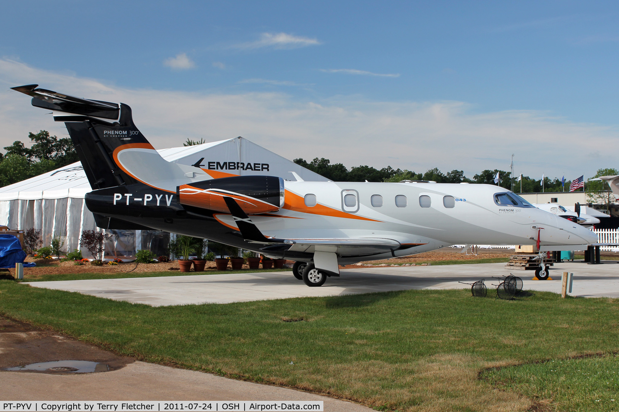 PT-PYV, 2011 Embraer EMB-505 Phenom 300 C/N 50500043, Embraer Phenom 300, c/n: 5050043 displayed at 2011 Oshkosh