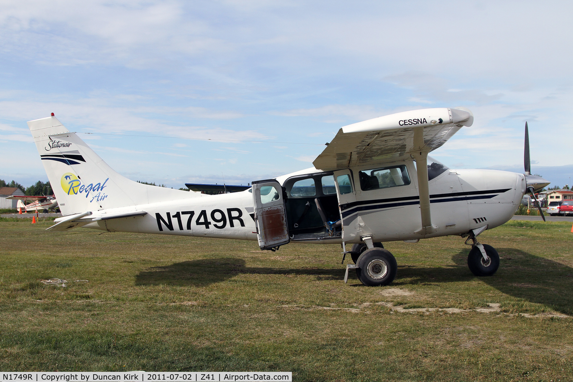 N1749R, Cessna U206G Stationair C/N U20604963, Readying for action