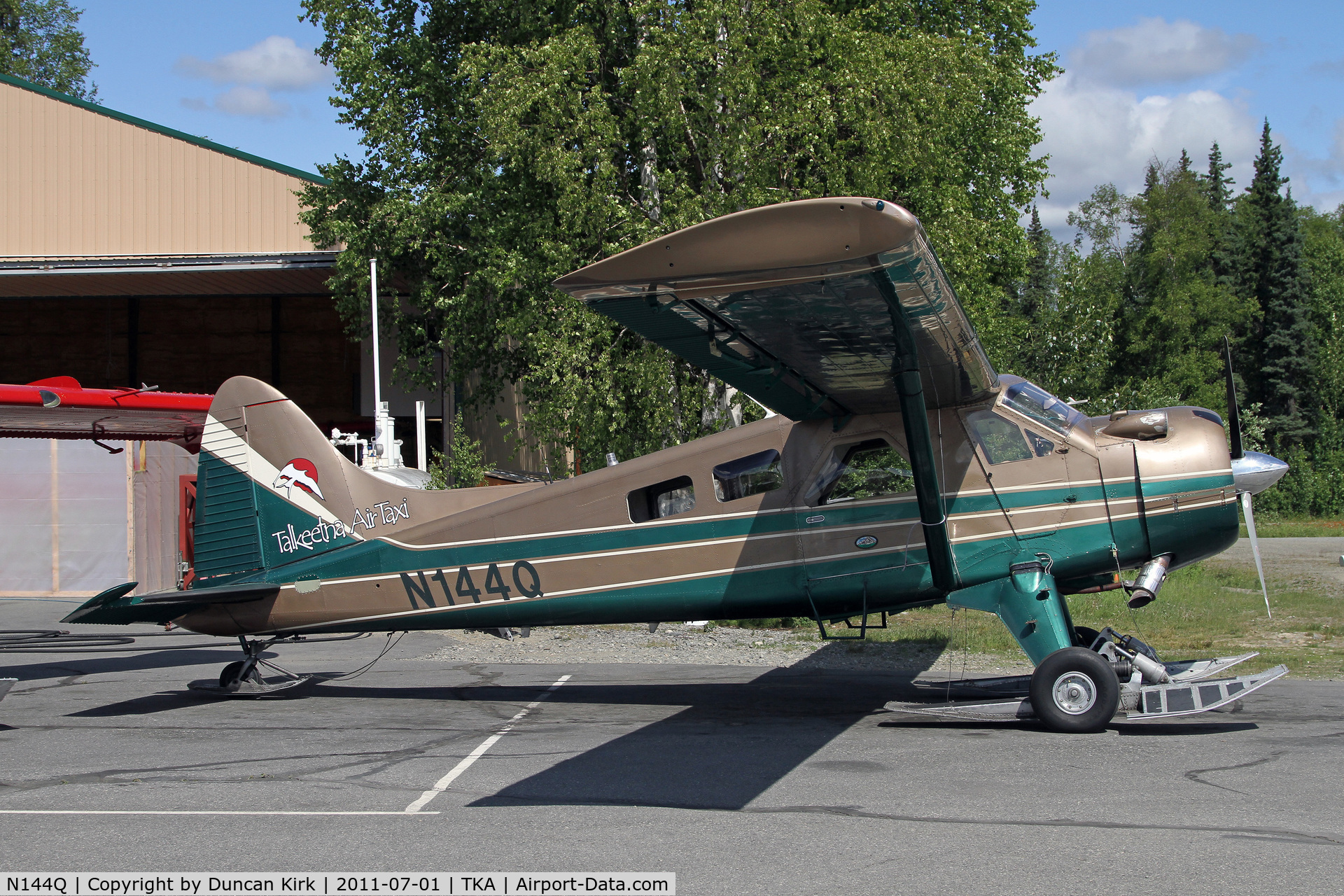 N144Q, 1961 De Havilland Canada DHC-2 Beaver Mk.1 C/N 1465, This Talkeetna Air Service Beaver is another kitted with skis